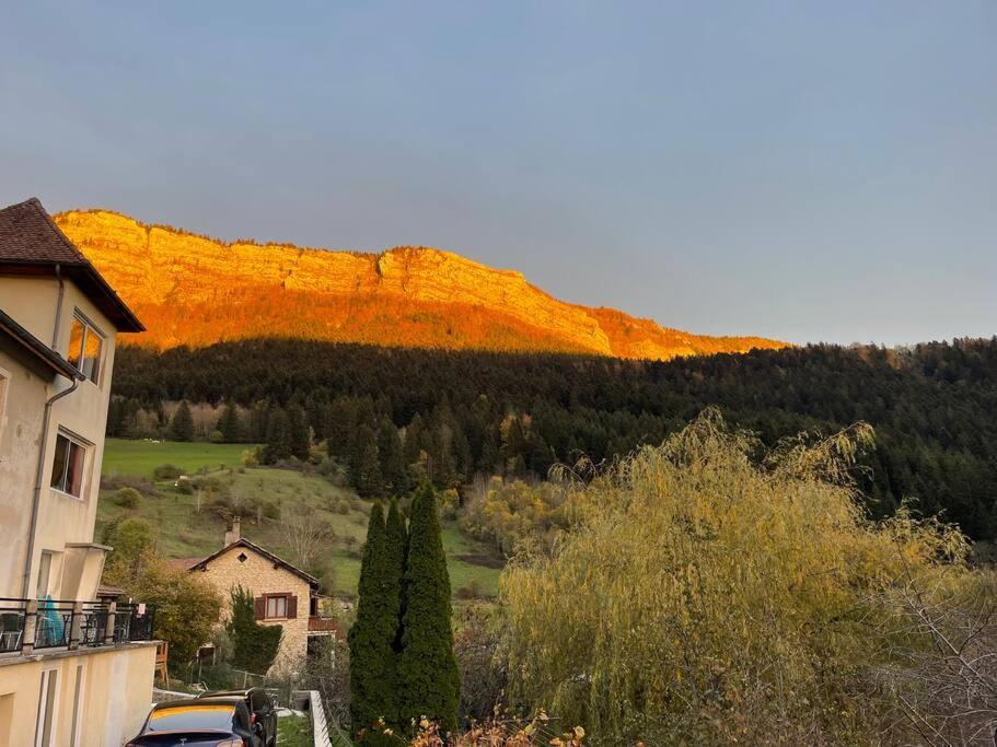 Magnifique Maison Renovee, 10Pers Rencurel Exterior foto