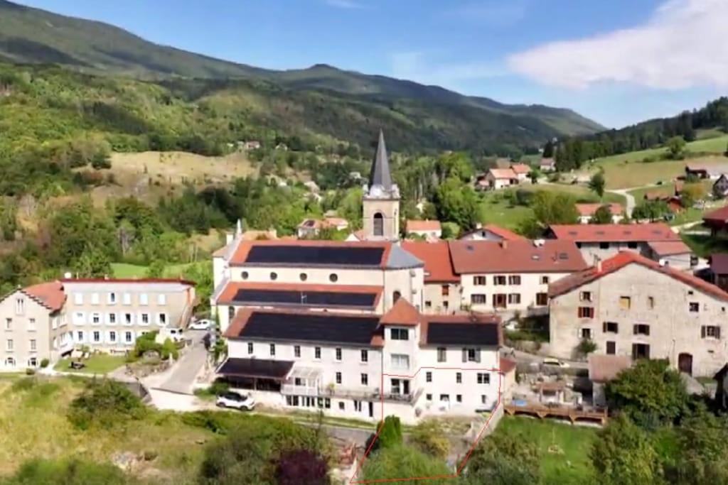 Magnifique Maison Renovee, 10Pers Rencurel Exterior foto
